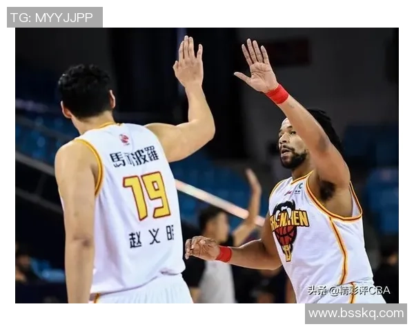 深圳篮球队包夹战术解析及其对比赛的影响与应对策略 深圳篮球队包夹战术解析及其对比赛的影响与应对策略