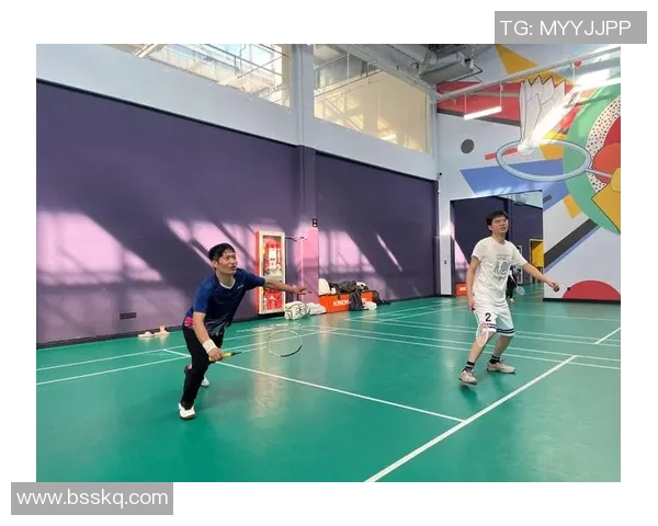 羽毛球的魅力：深入剖析杭州羽毛球队的灵活战术与训练秘诀