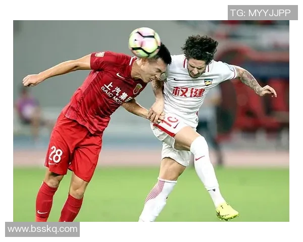 中协天津迎战上港全力争胜展现球队实力与斗志